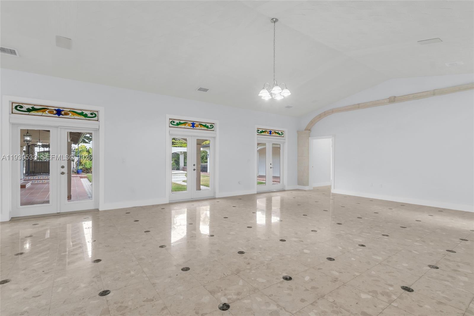 BIRD ROAD FARMSITES - Residential