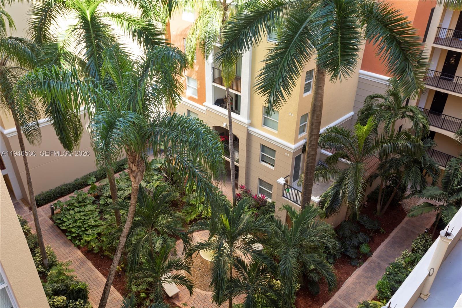 PORTO BELLAGIO CONDO - Residential