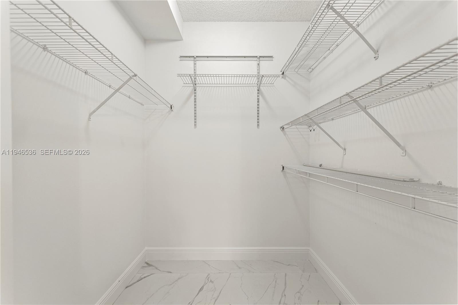 PORTO BELLAGIO CONDO - Residential