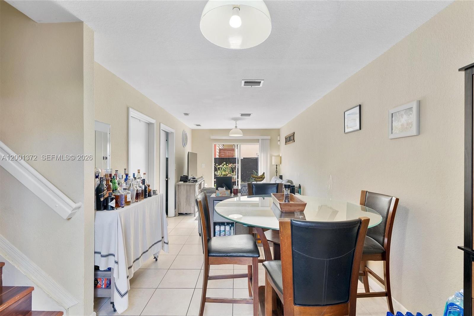 AQUA VISTA TOWNHOMES COND - Residential