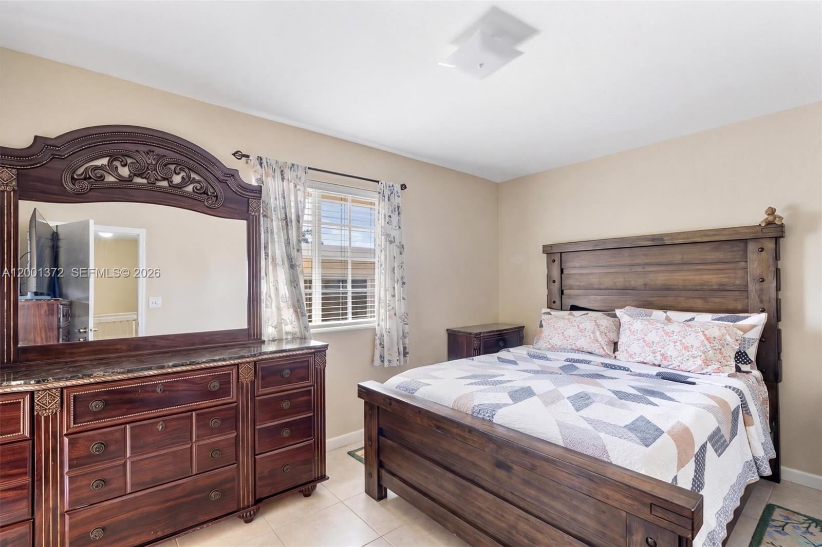 AQUA VISTA TOWNHOMES COND - Residential