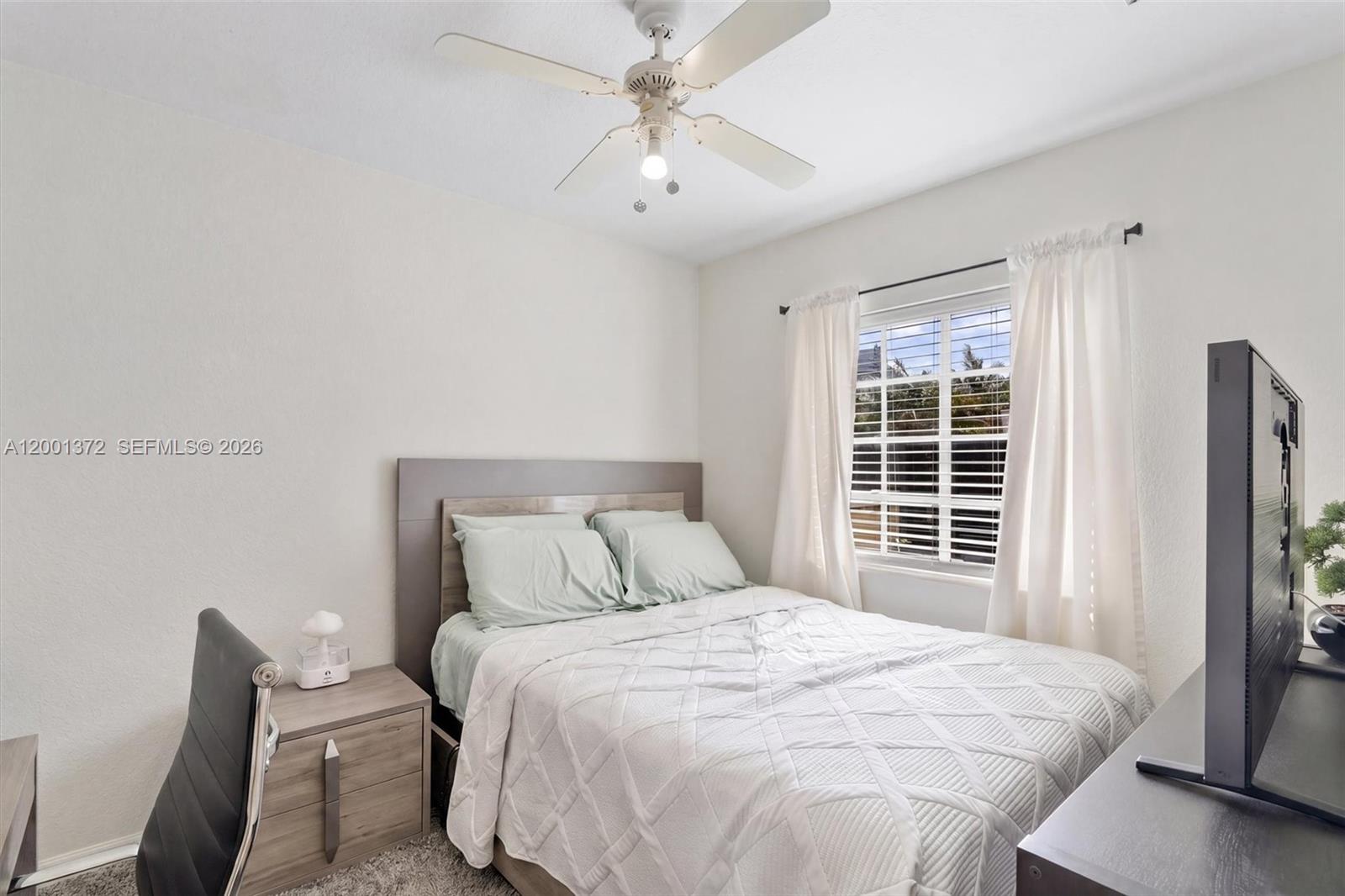 AQUA VISTA TOWNHOMES COND - Residential