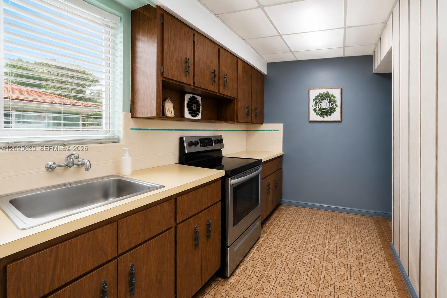 CENTRAL PARK - Residential Income