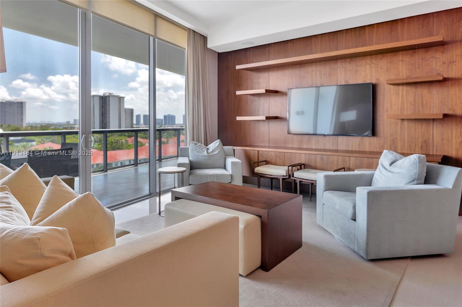 ECHO CONDO - Residential Lease