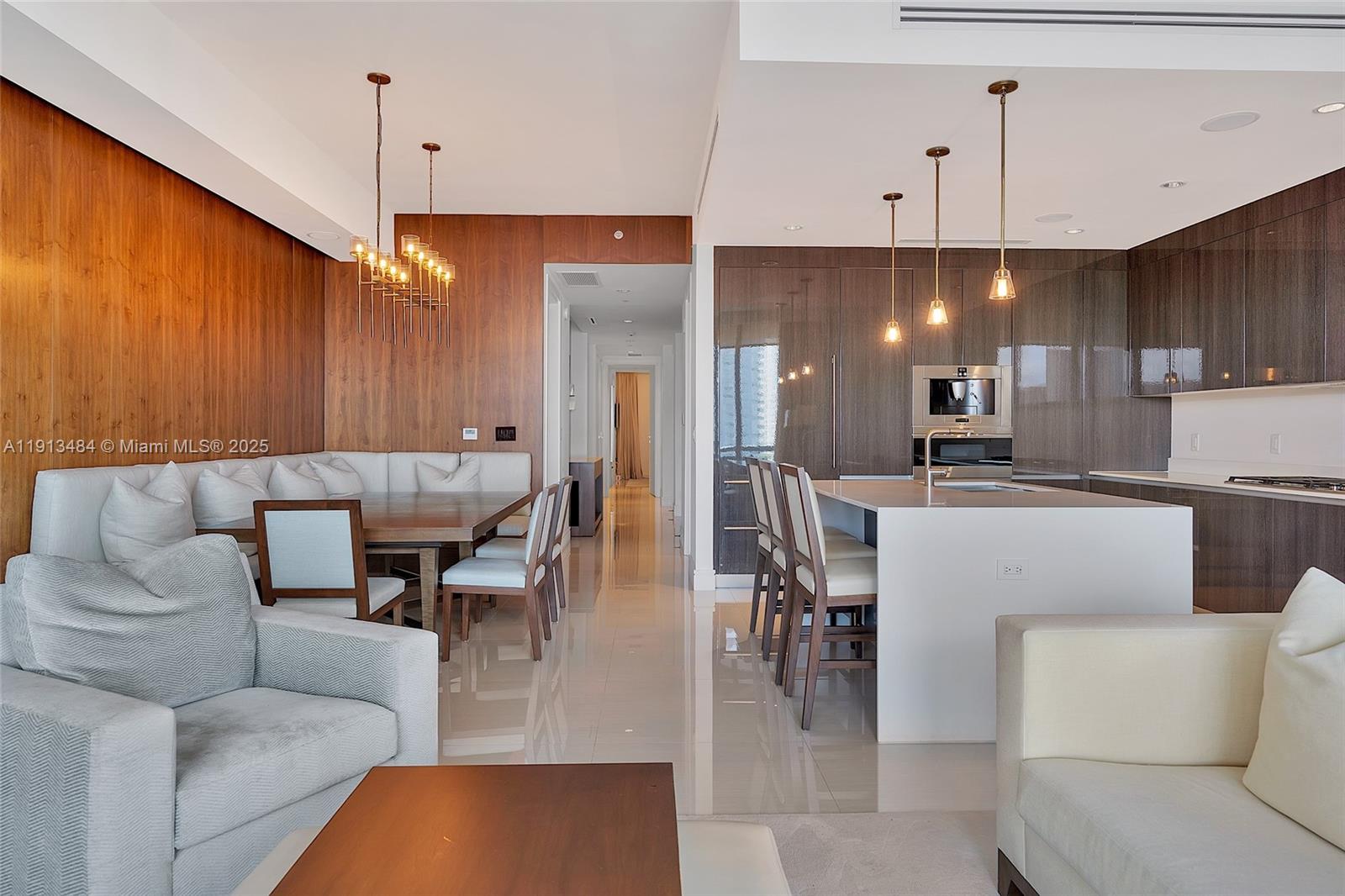 ECHO CONDO - Residential Lease