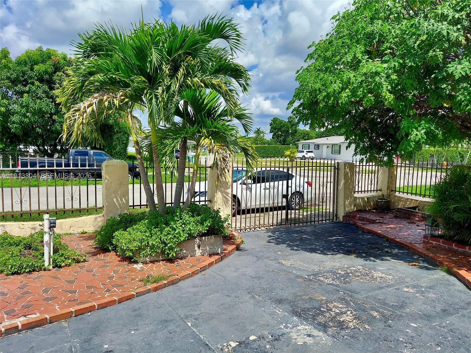 CASEIL HEIGHTS SEC 3 - Residential