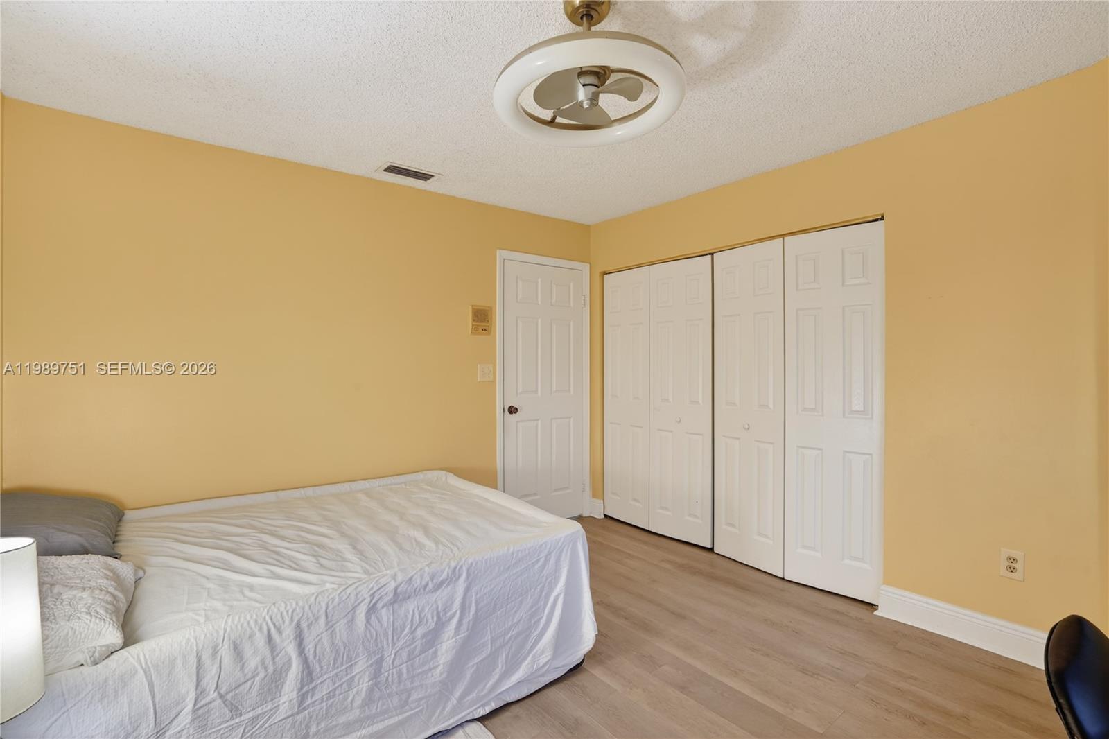 PEMBROKE LAKES SOUTH - Residential