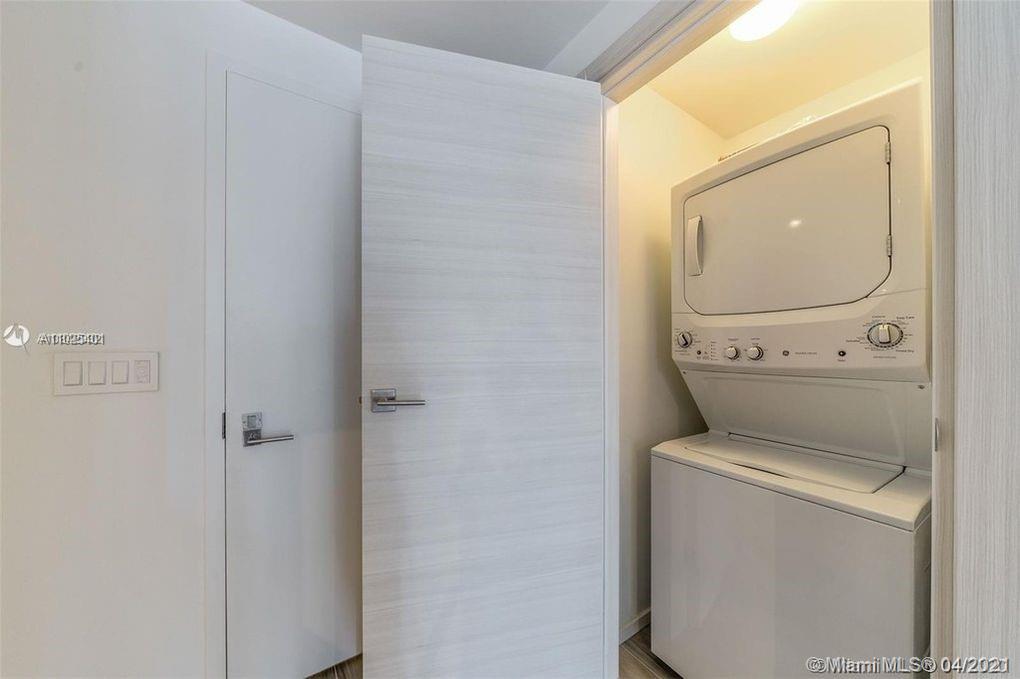 801 SMA RESIDENCES CONDO - Residential