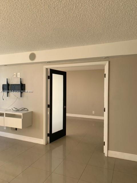 AQUASOL CONDO - Residential Lease