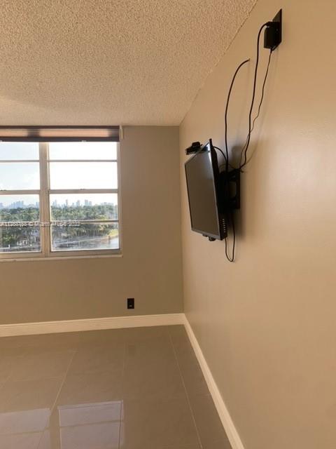 AQUASOL CONDO - Residential Lease