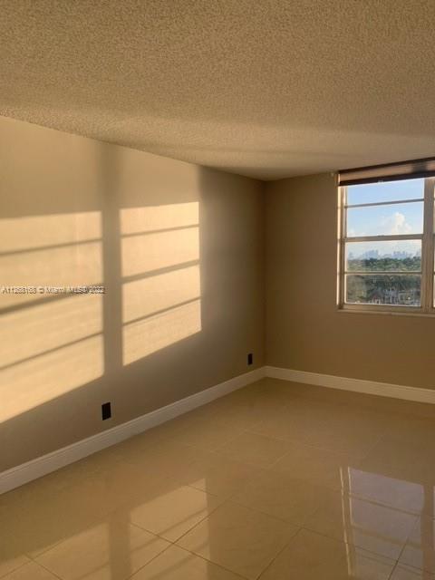 AQUASOL CONDO - Residential Lease