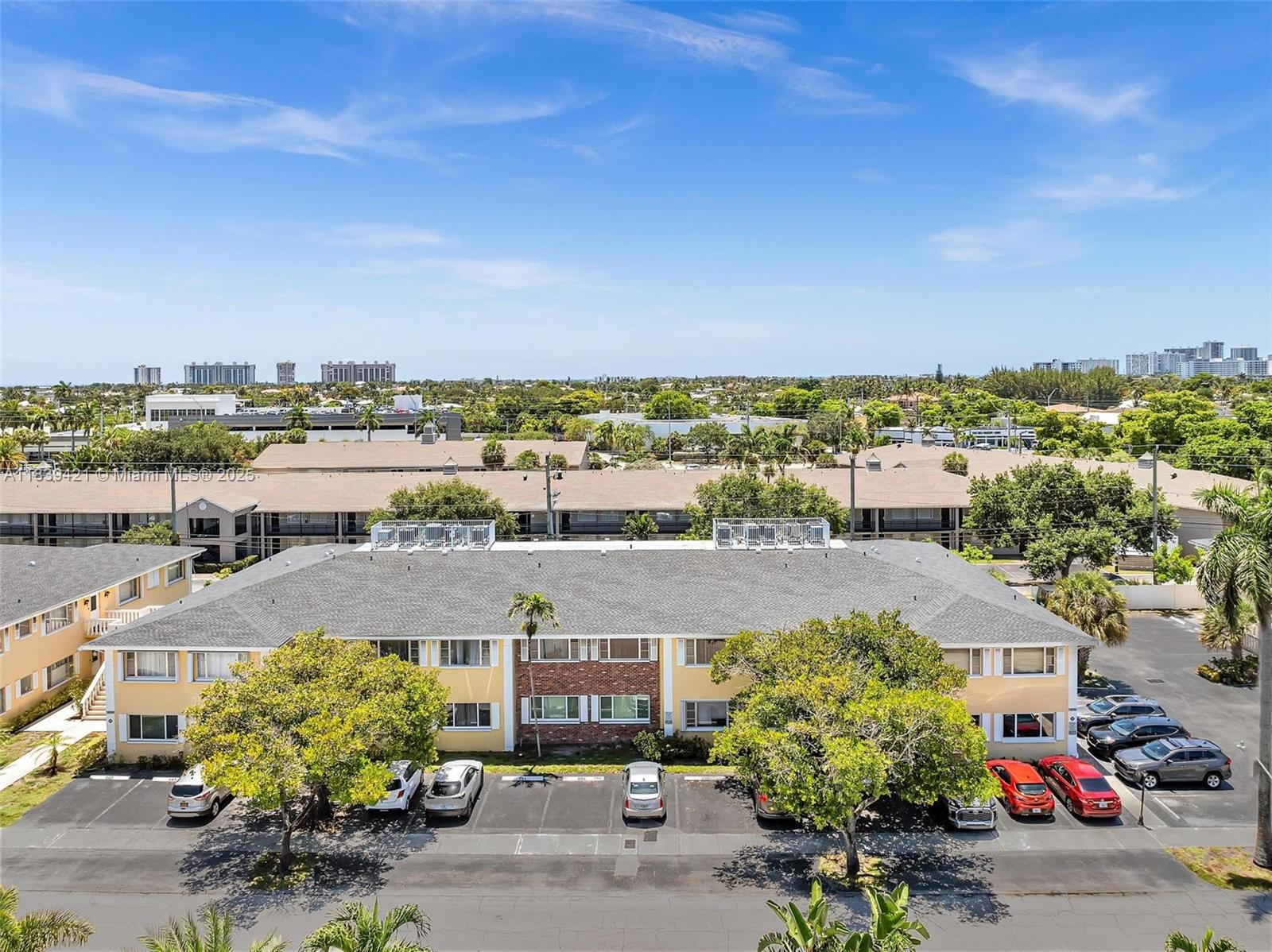 IMPERIAL POINT GARDENS CO - Residential