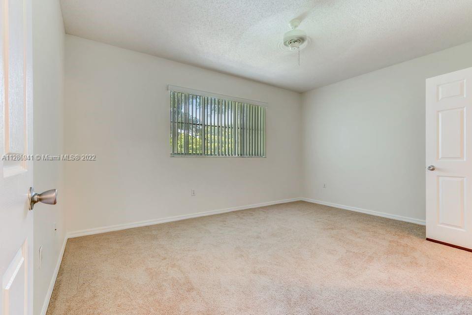 AVENTINE AT MIRAMAR BLDG - Residential Lease