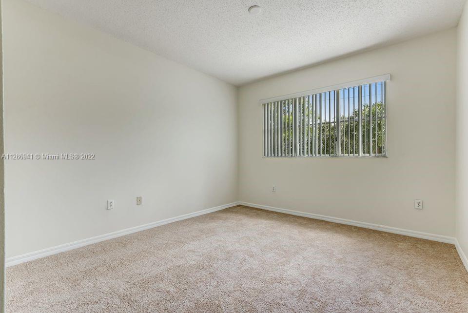 AVENTINE AT MIRAMAR BLDG - Residential Lease