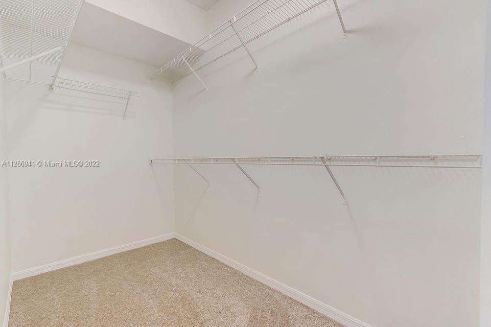 AVENTINE AT MIRAMAR BLDG - Residential Lease