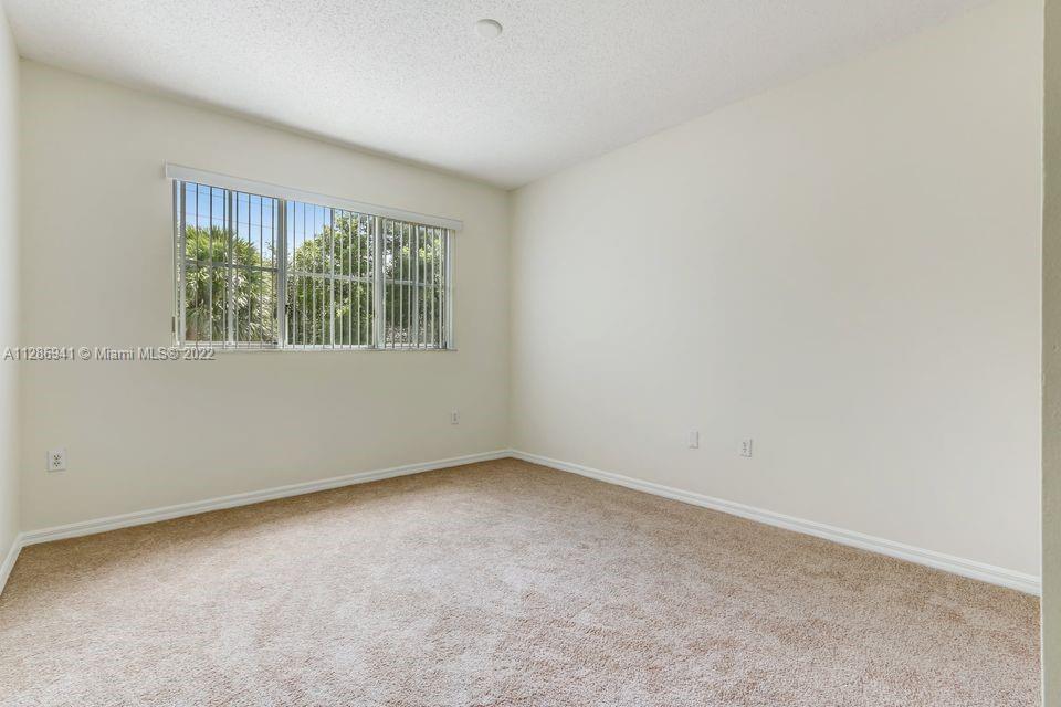 AVENTINE AT MIRAMAR BLDG - Residential Lease