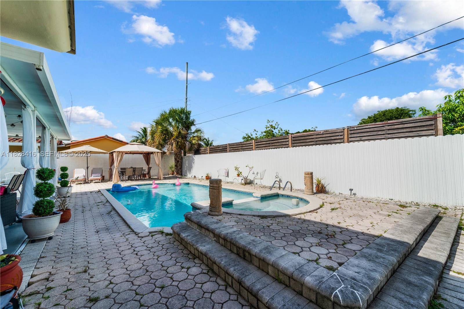 PALM SPRINGS LAKES 2ND AD - Residential