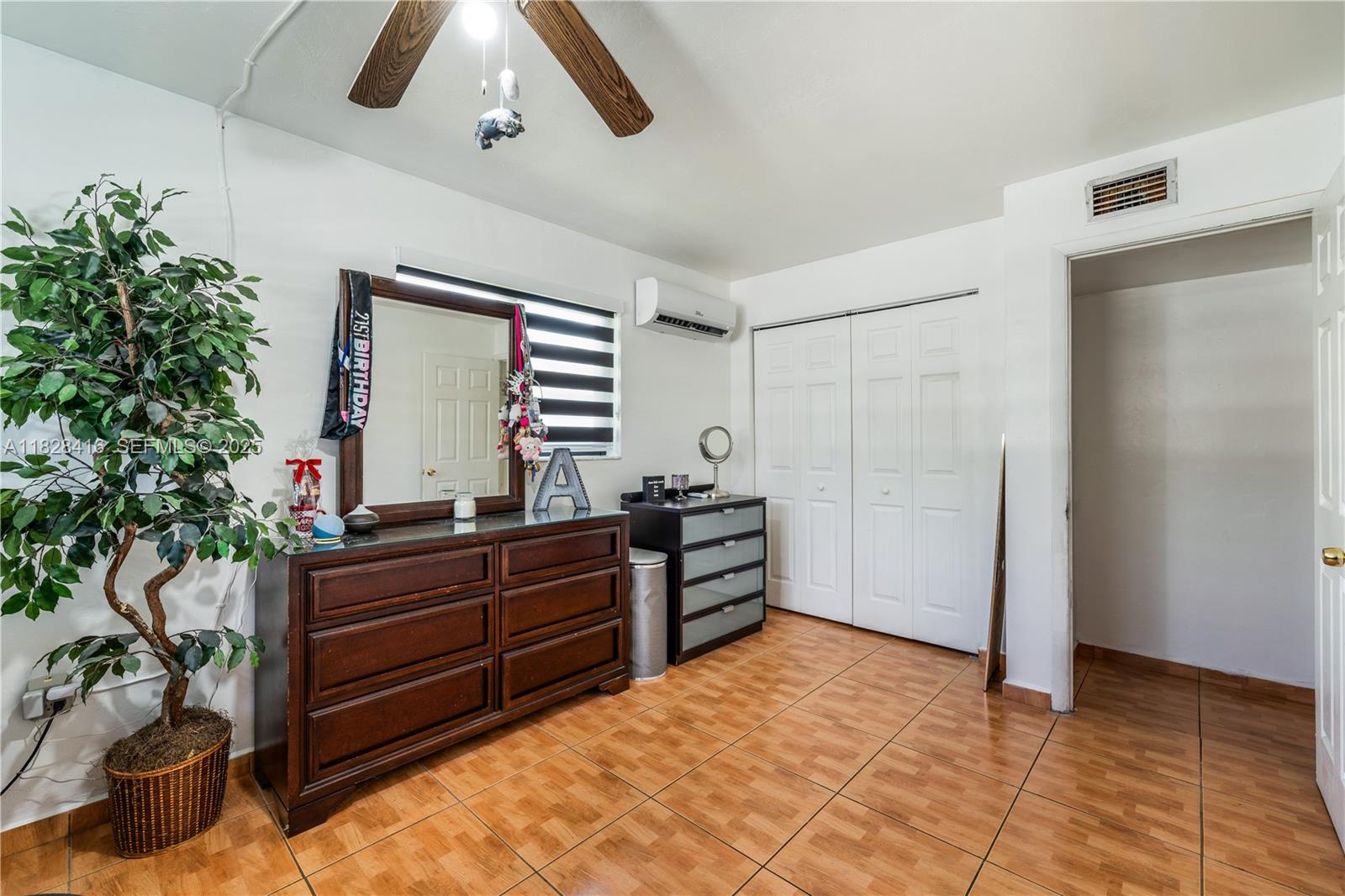 PALM SPRINGS LAKES 2ND AD - Residential