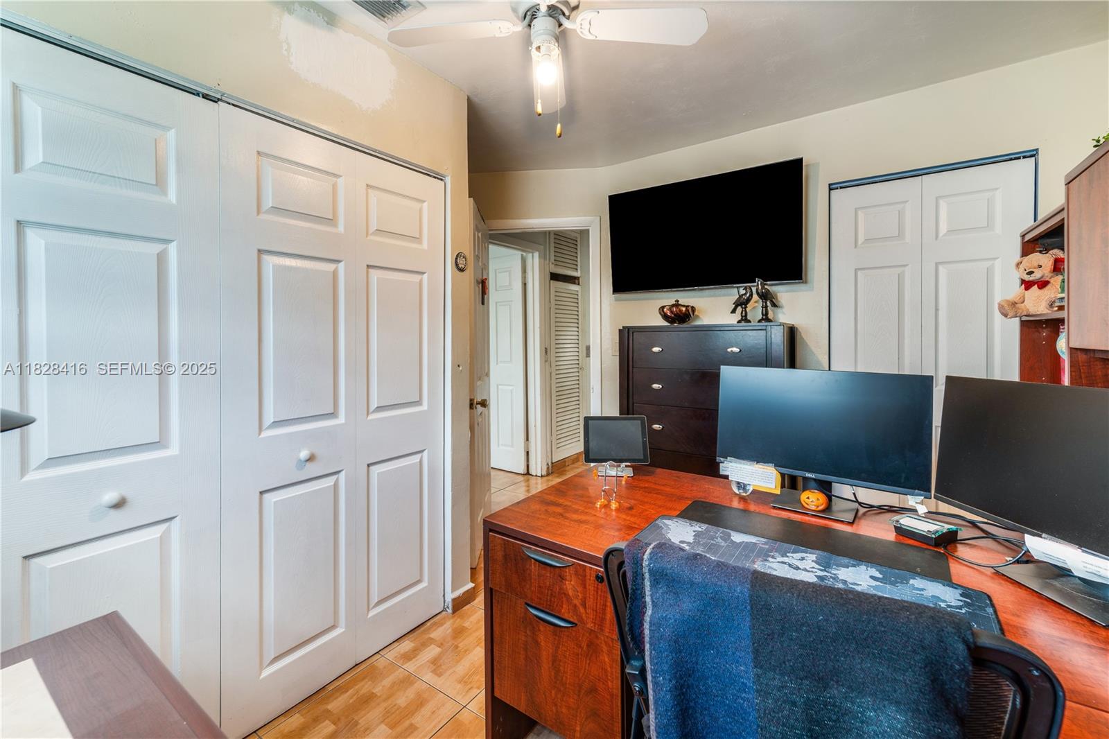 PALM SPRINGS LAKES 2ND AD - Residential