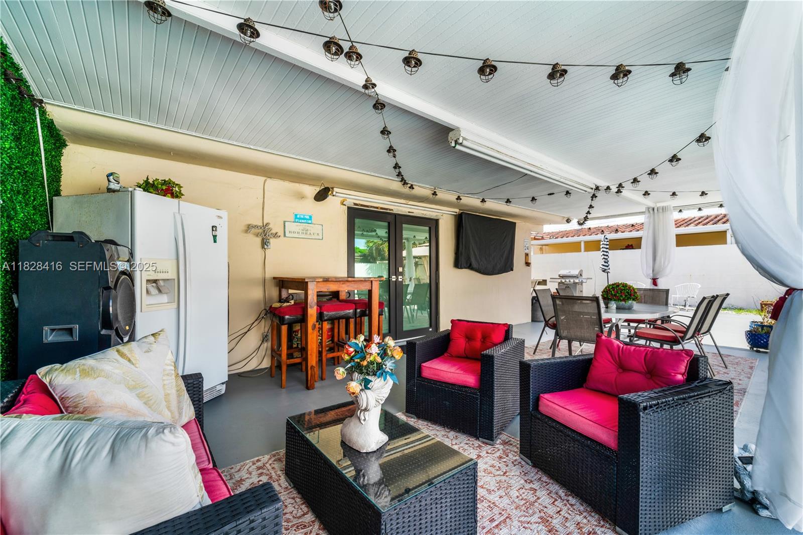 PALM SPRINGS LAKES 2ND AD - Residential