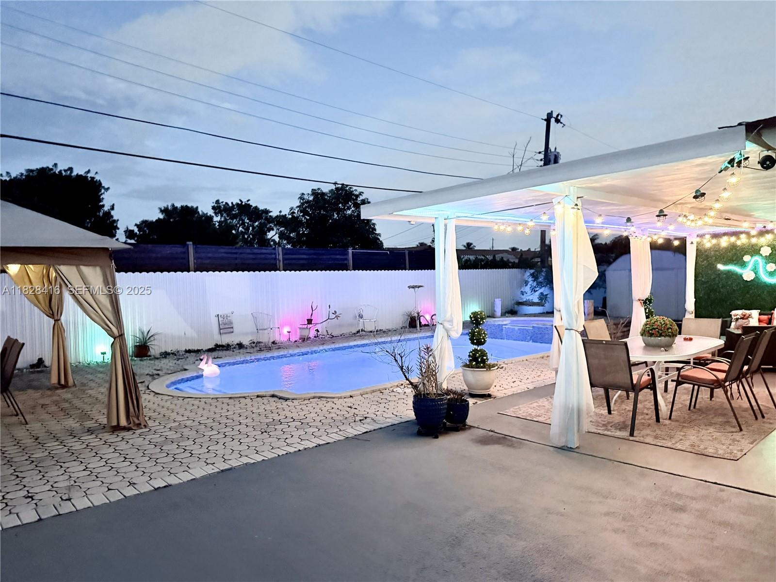 PALM SPRINGS LAKES 2ND AD - Residential