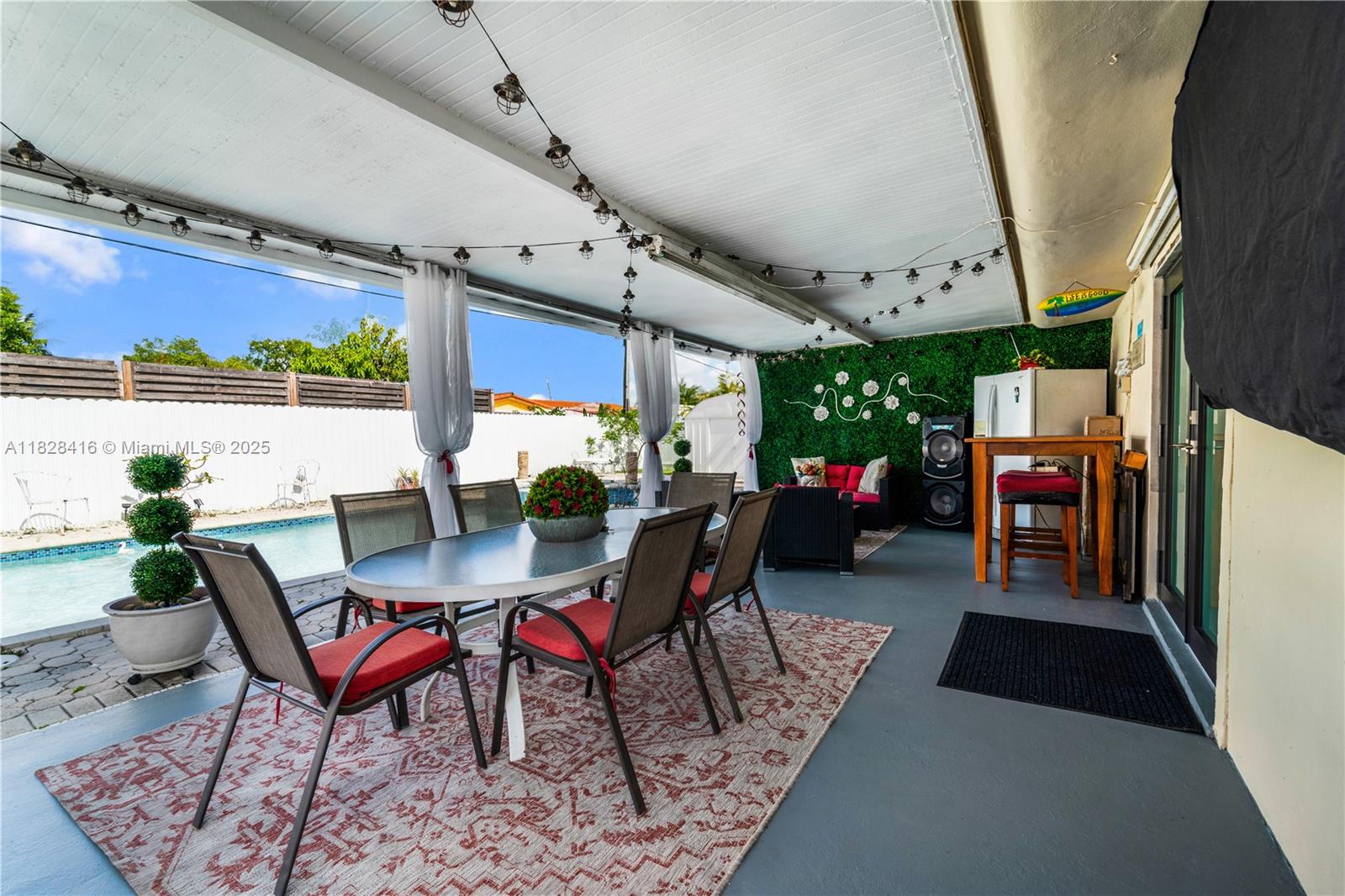 PALM SPRINGS LAKES 2ND AD - Residential