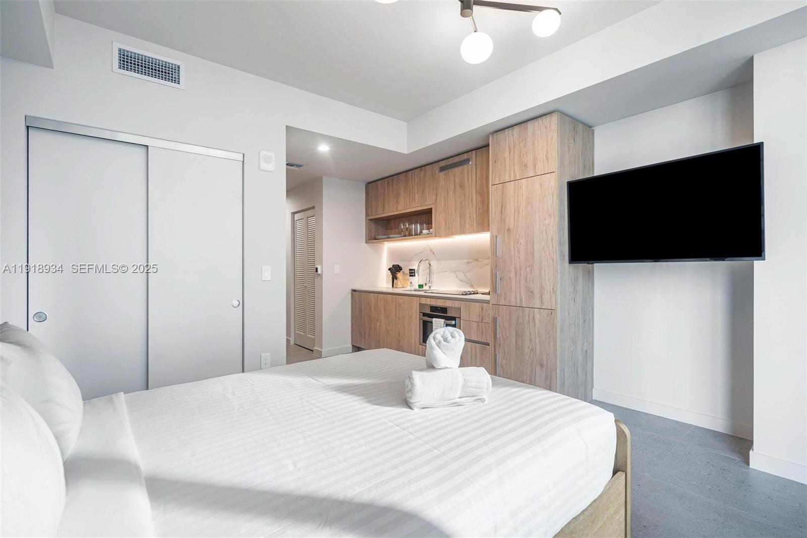 The Crosby - Residential