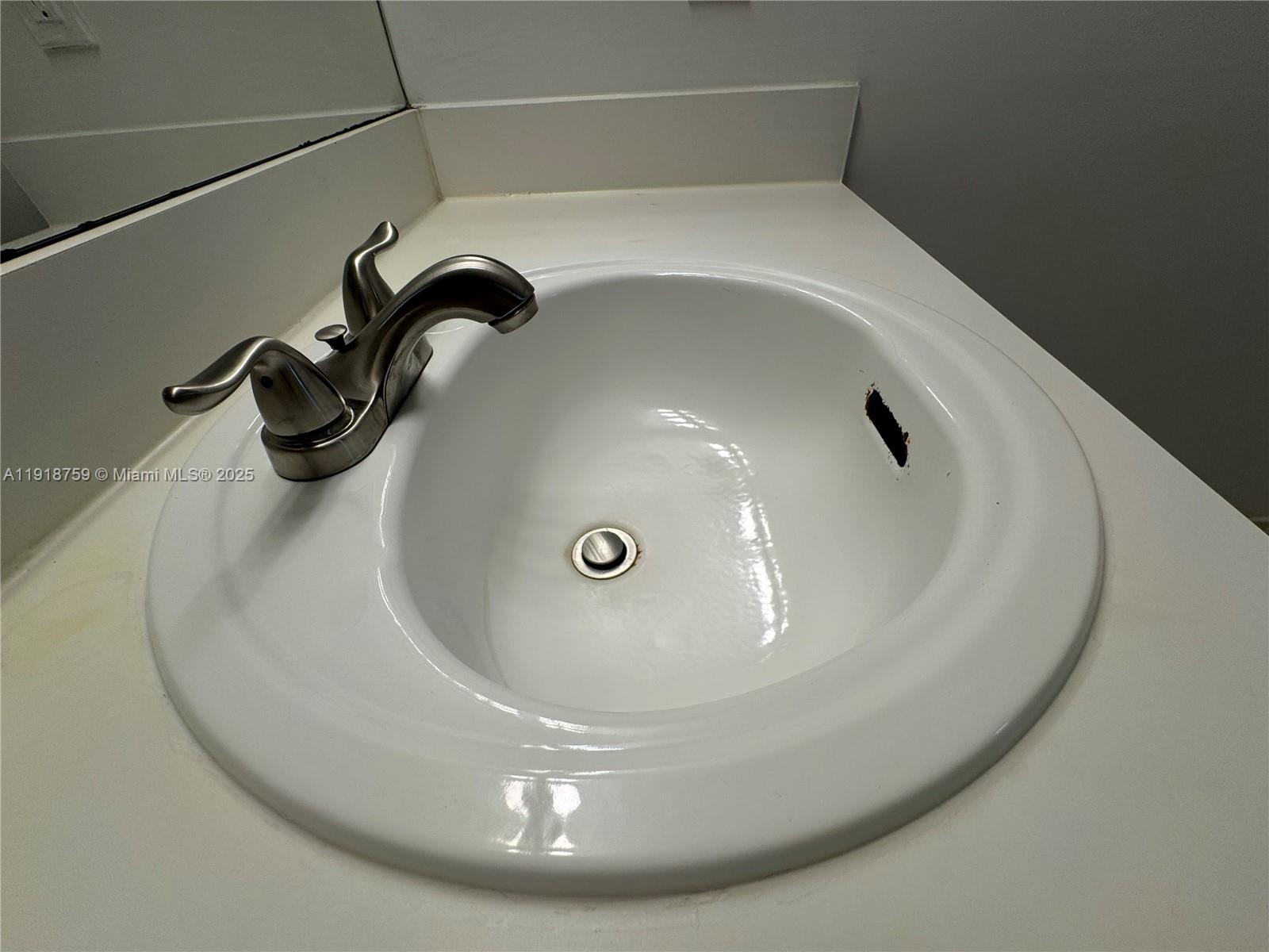 HOLLYWOOD PARC CONDOMINIU - Residential