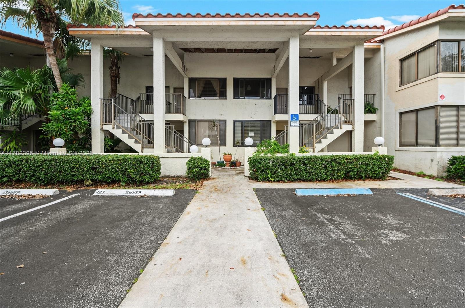 3300 NW 46th St 207