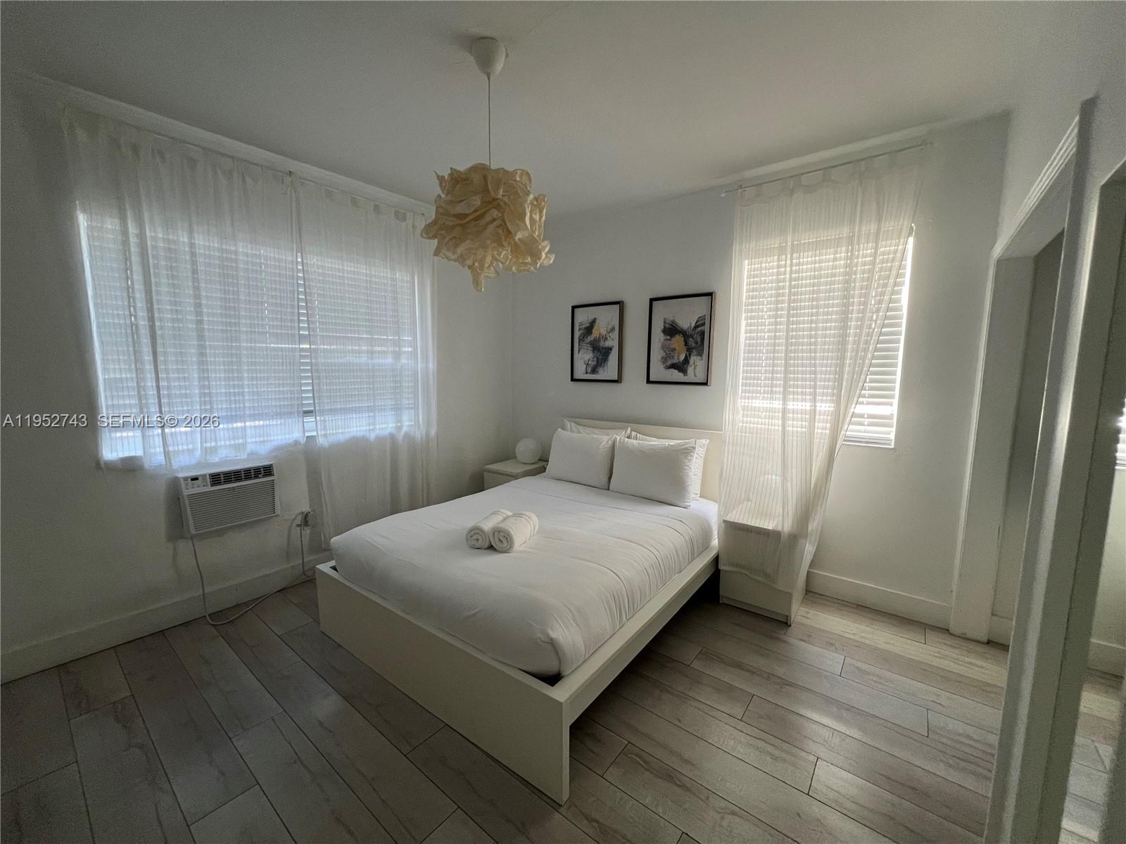 LINCOLN TERRACE - Residential Income