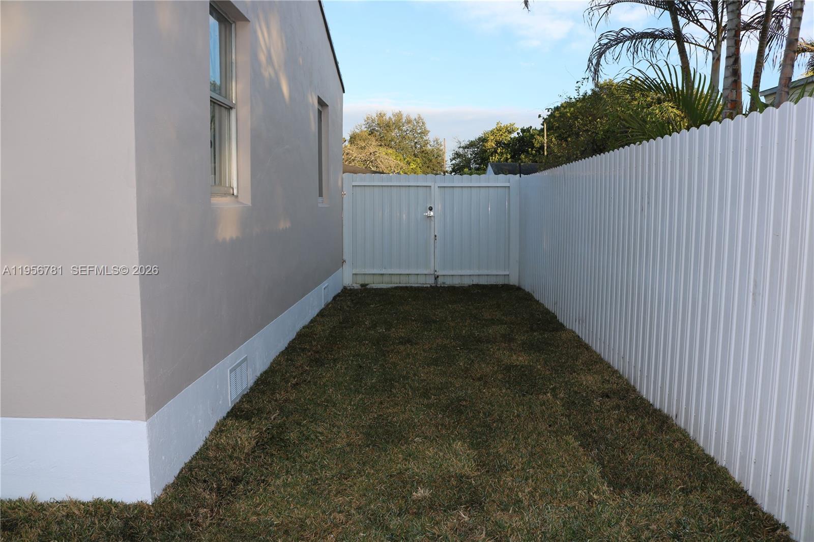 OPA LOCKA PLAT NO 3 REV - Residential