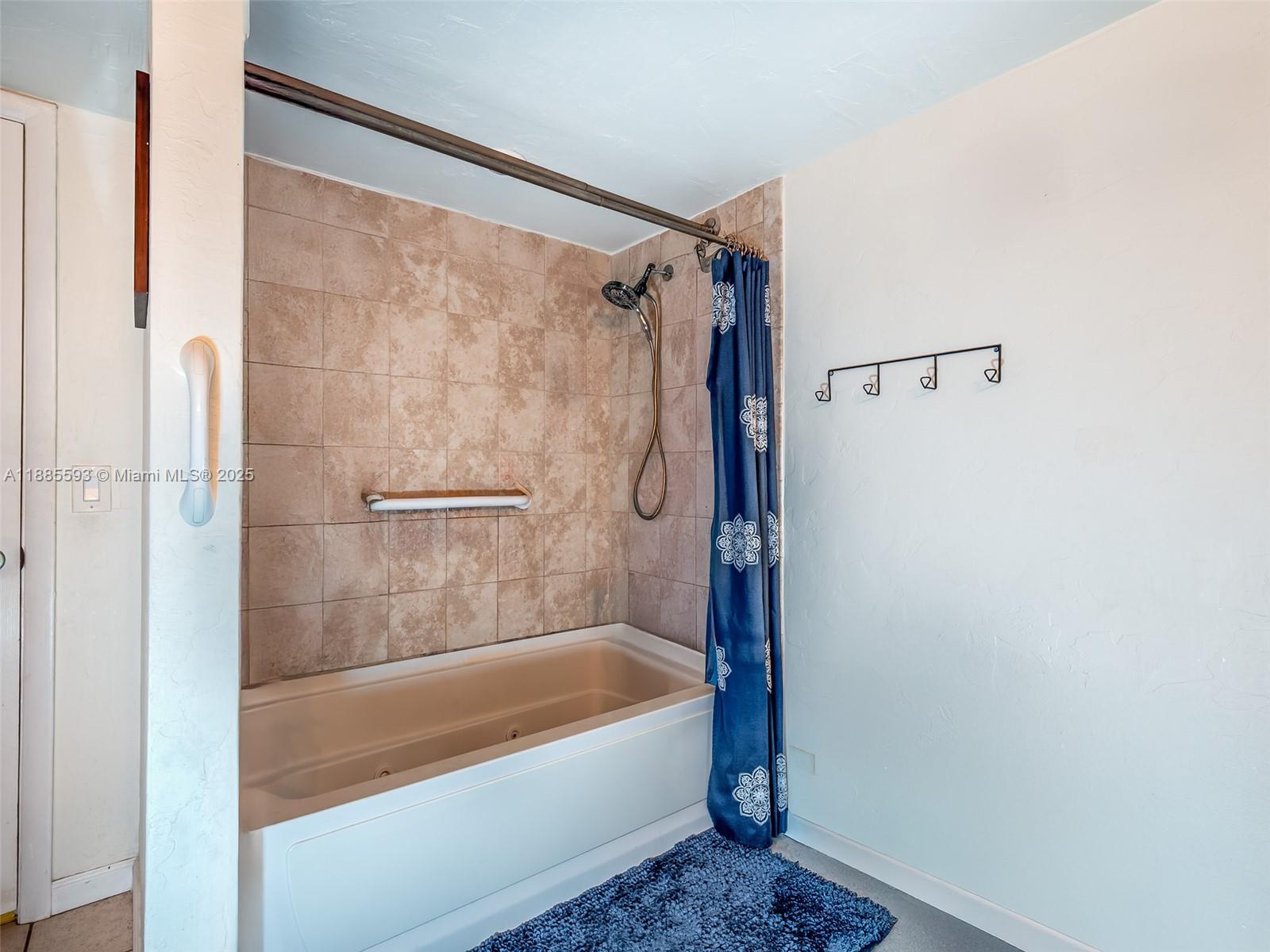 SNAPPER VILLAGE CONDO PHA - Residential