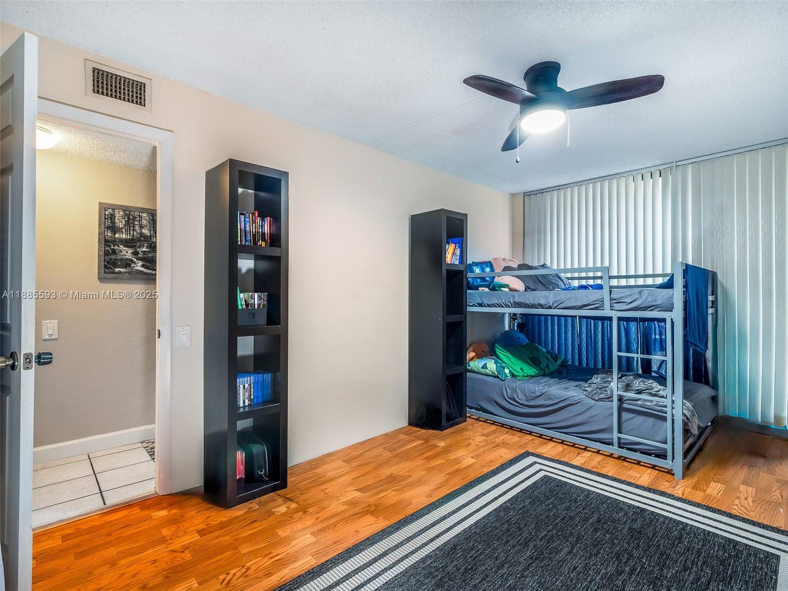 SNAPPER VILLAGE CONDO PHA - Residential