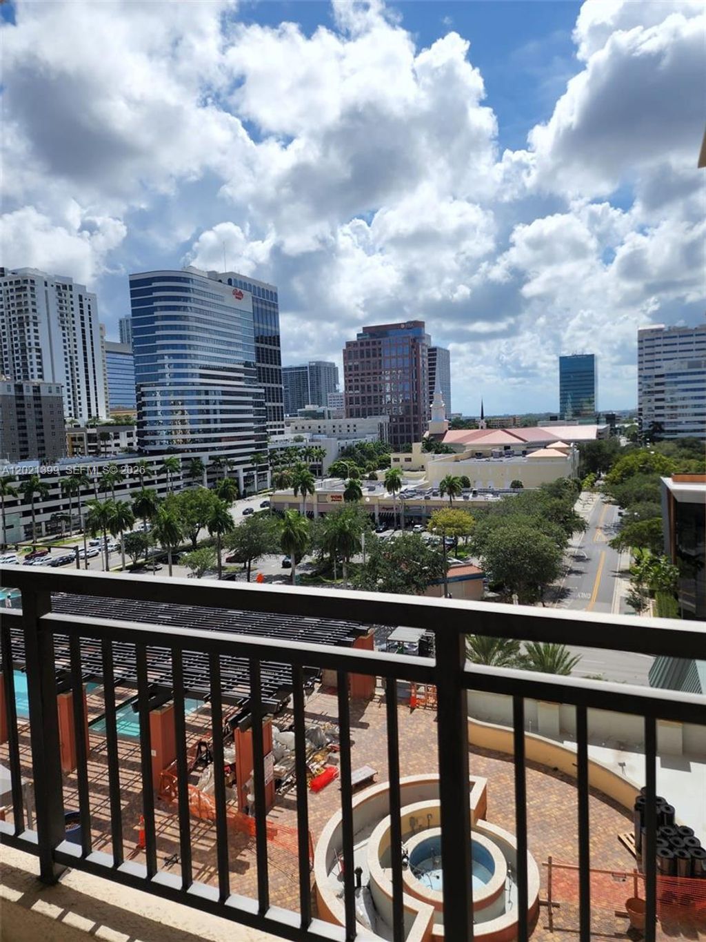 Photo of 110 N Federal Hwy #911, Fort Lauderdale, FL 33301 (MLS # A12021399)