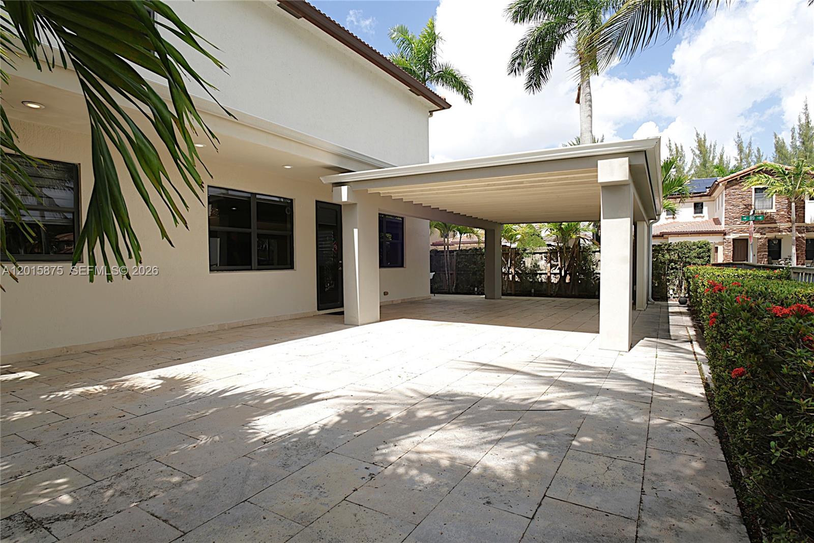 8925 NW 99th Ave