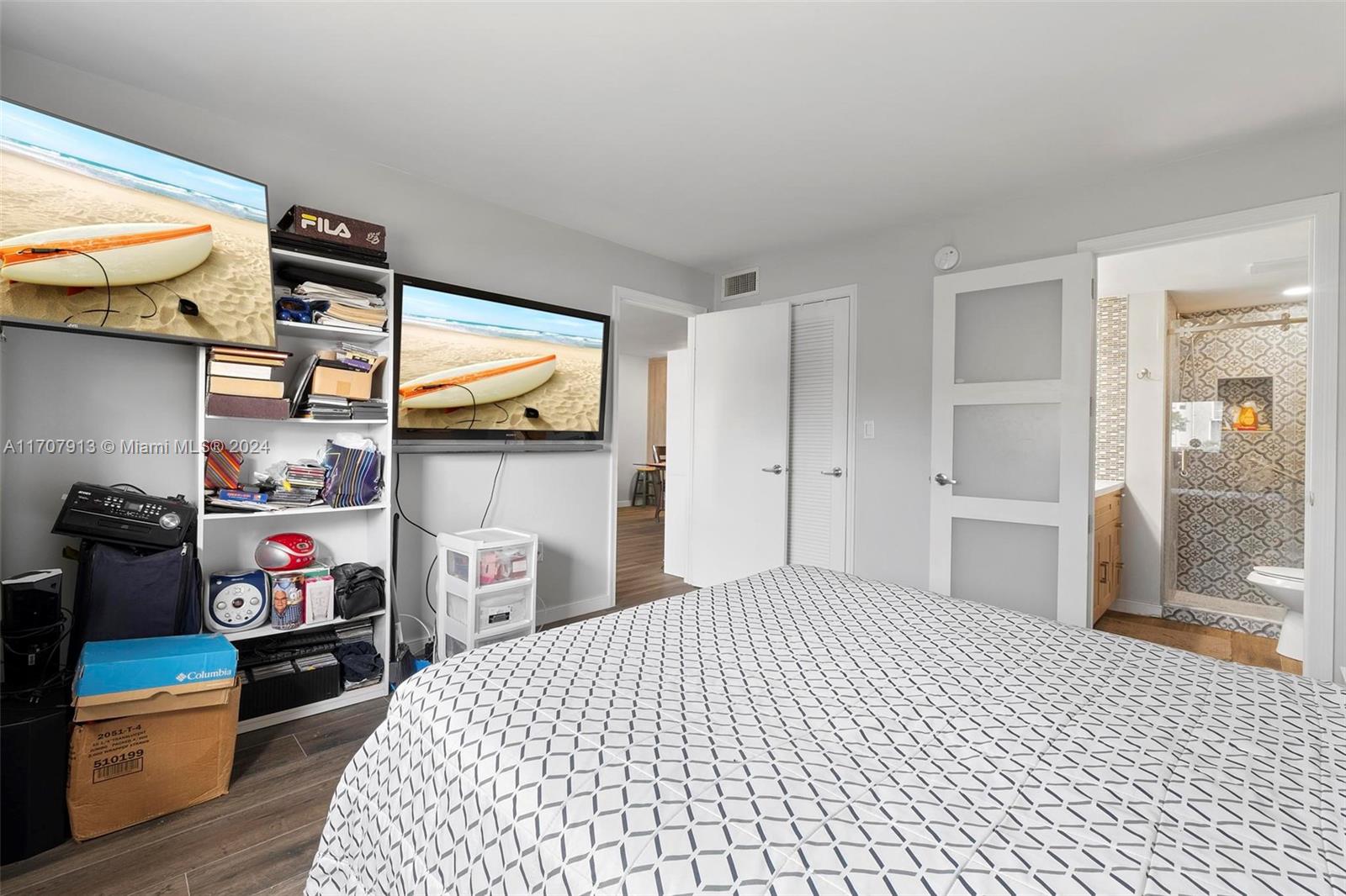 SUNRISE LAKES 43 CONDO - Residential