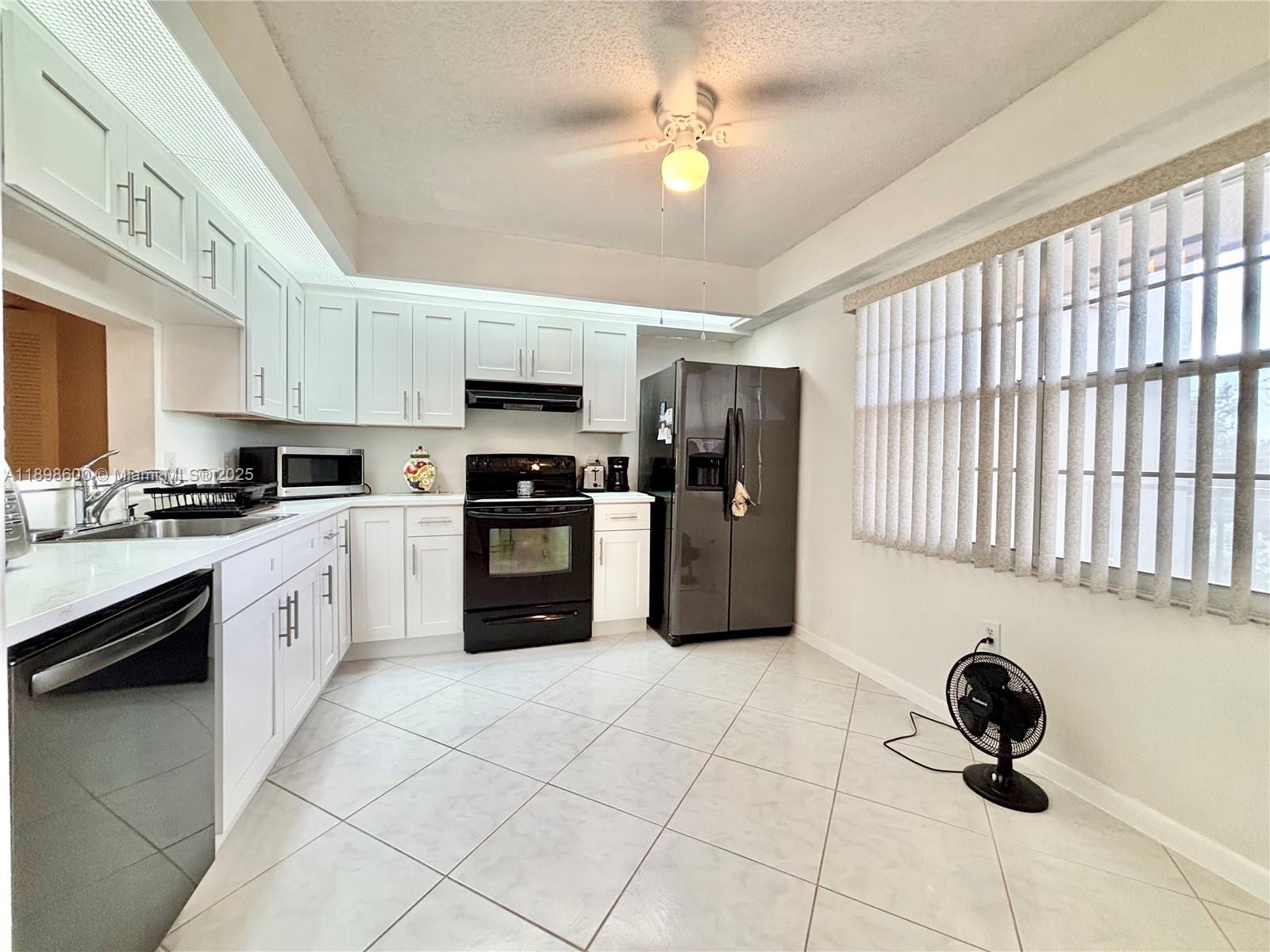 IVANHOE EAST AT CENTURY V - Residential