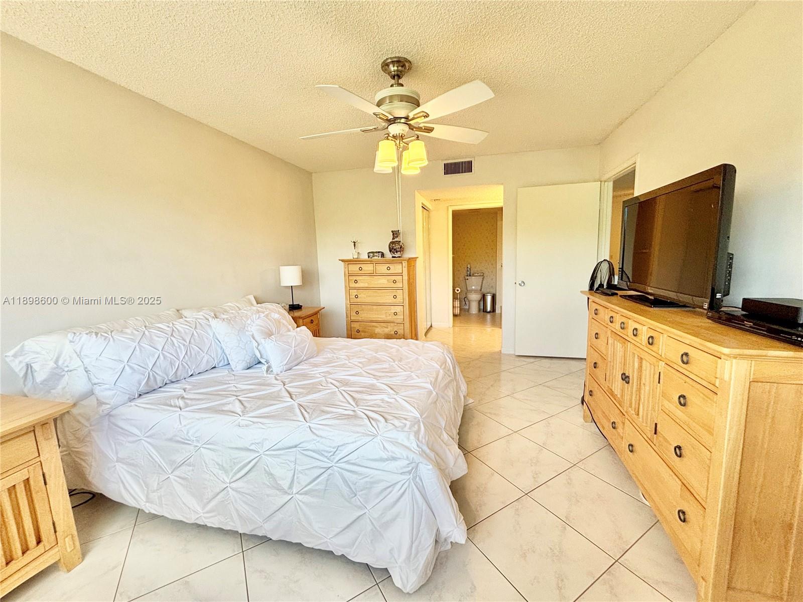 IVANHOE EAST AT CENTURY V - Residential