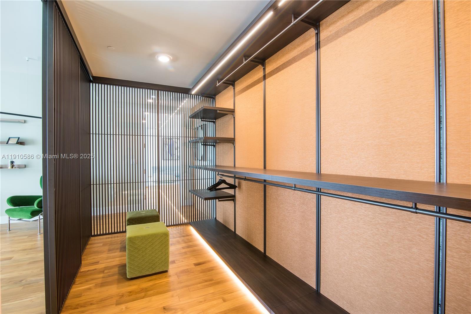 JADE SIGNATURE CONDO - Residential Lease