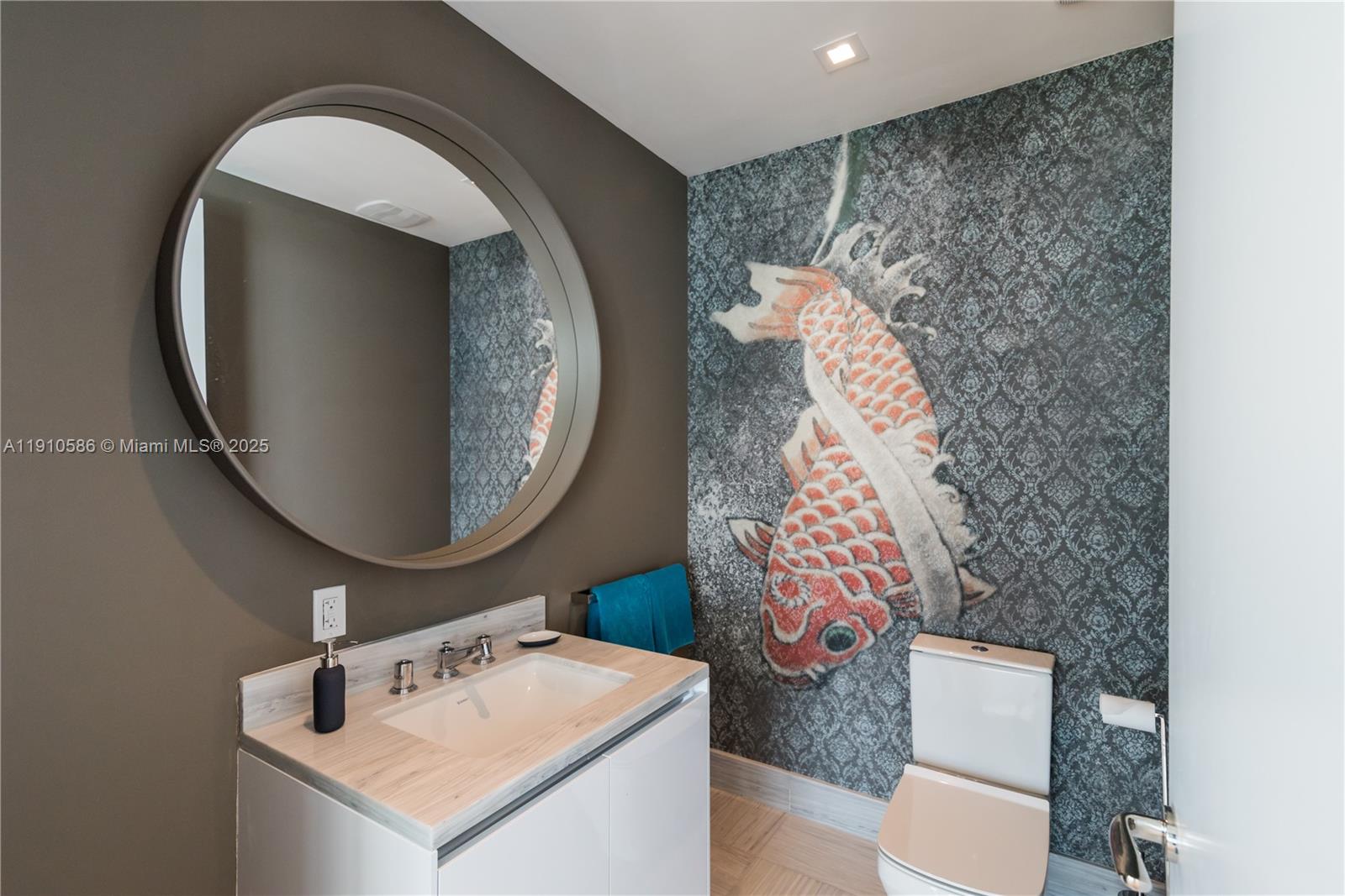 JADE SIGNATURE CONDO - Residential Lease