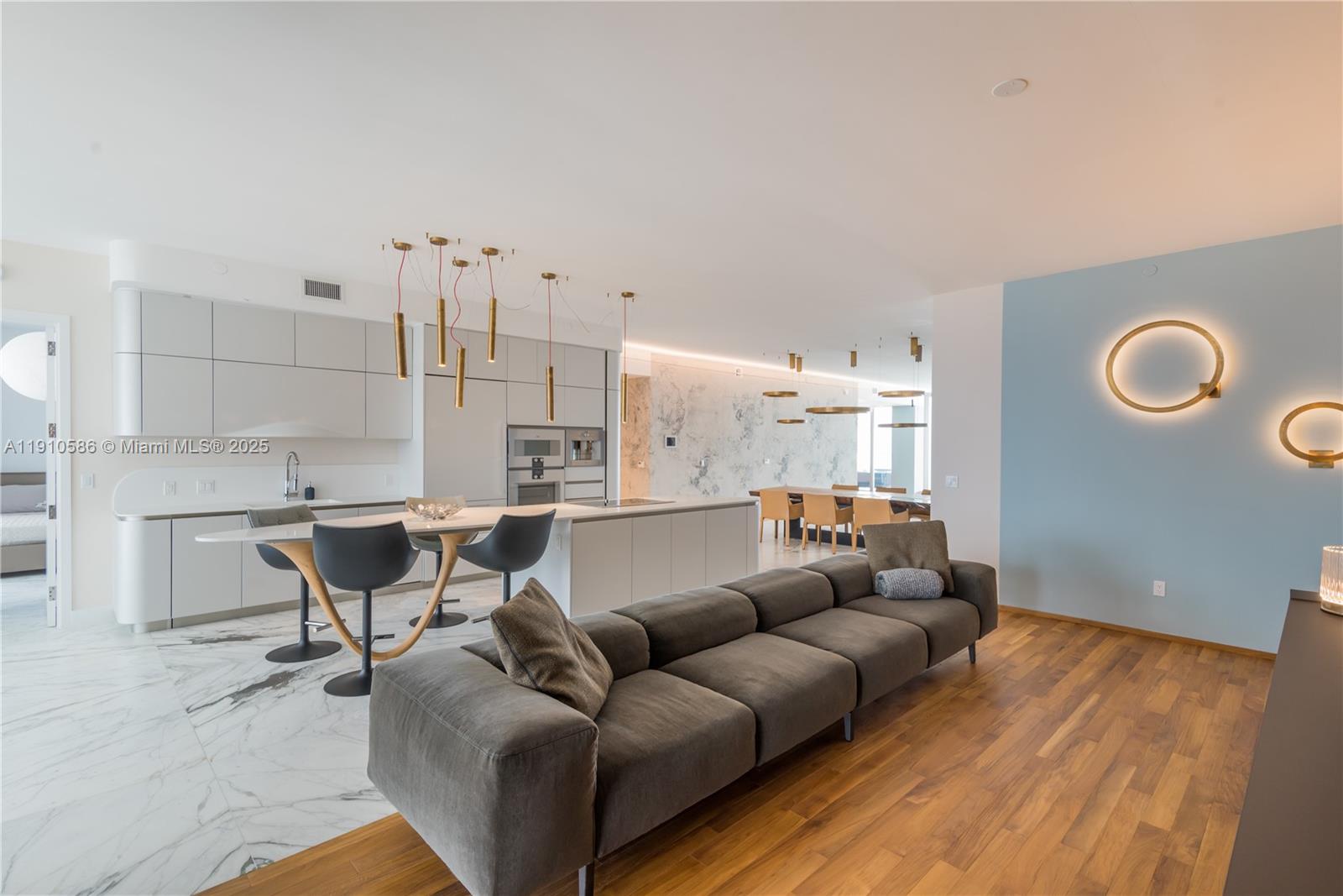 JADE SIGNATURE CONDO - Residential Lease