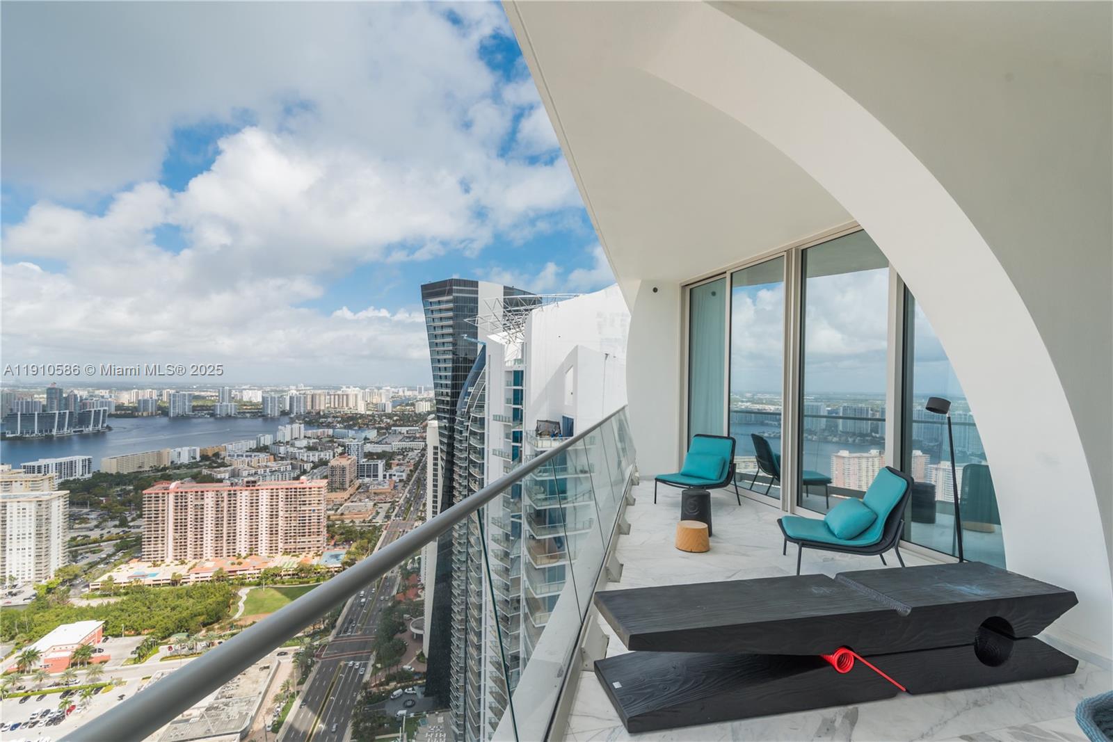 JADE SIGNATURE CONDO - Residential Lease