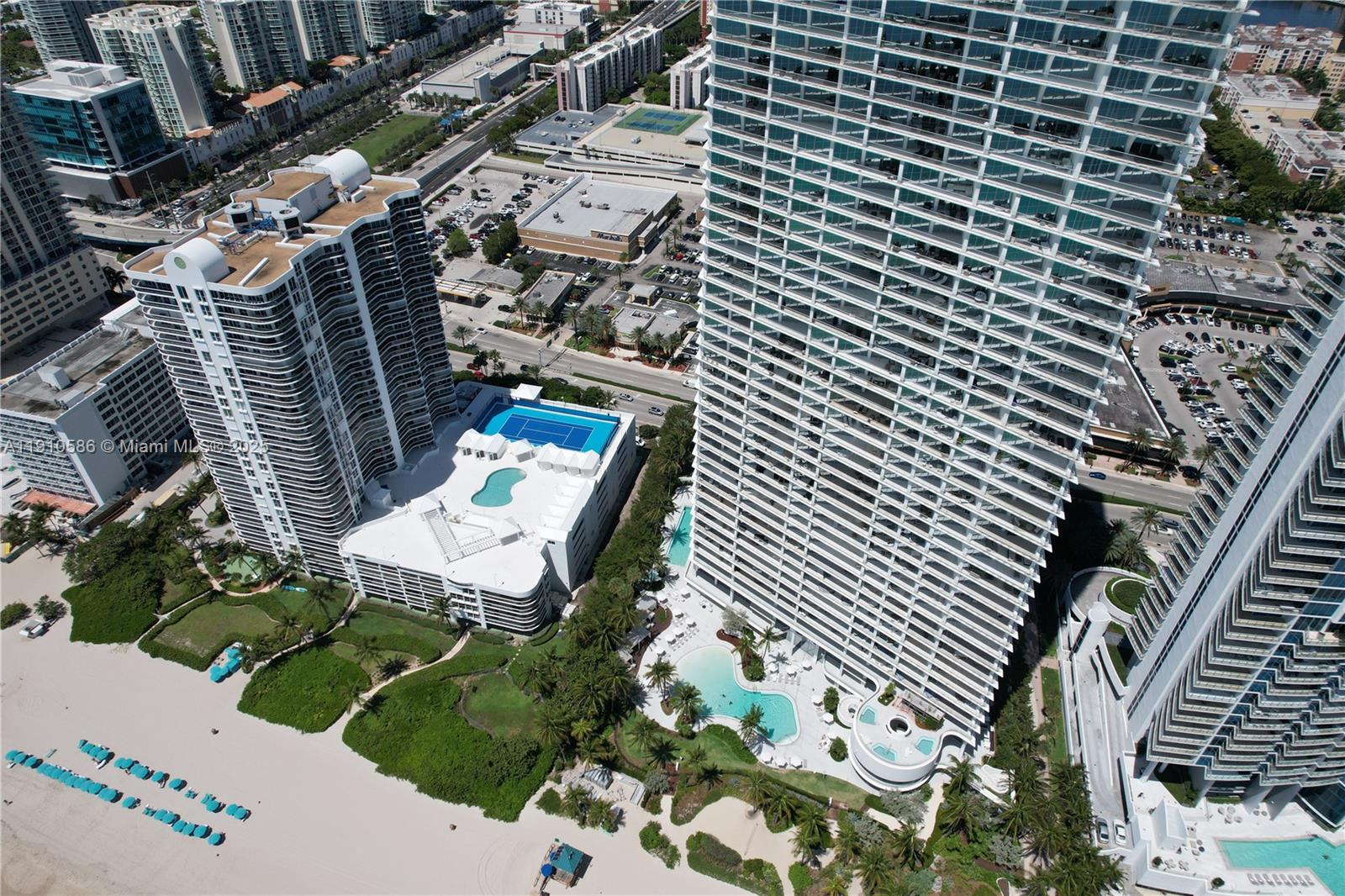 JADE SIGNATURE CONDO - Residential Lease