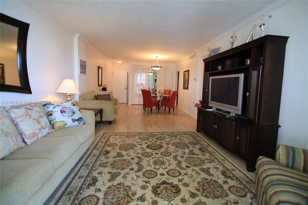 Photo of 3001 S Ocean Dr #717, Hollywood, FL 33019 (MLS # A11604528)