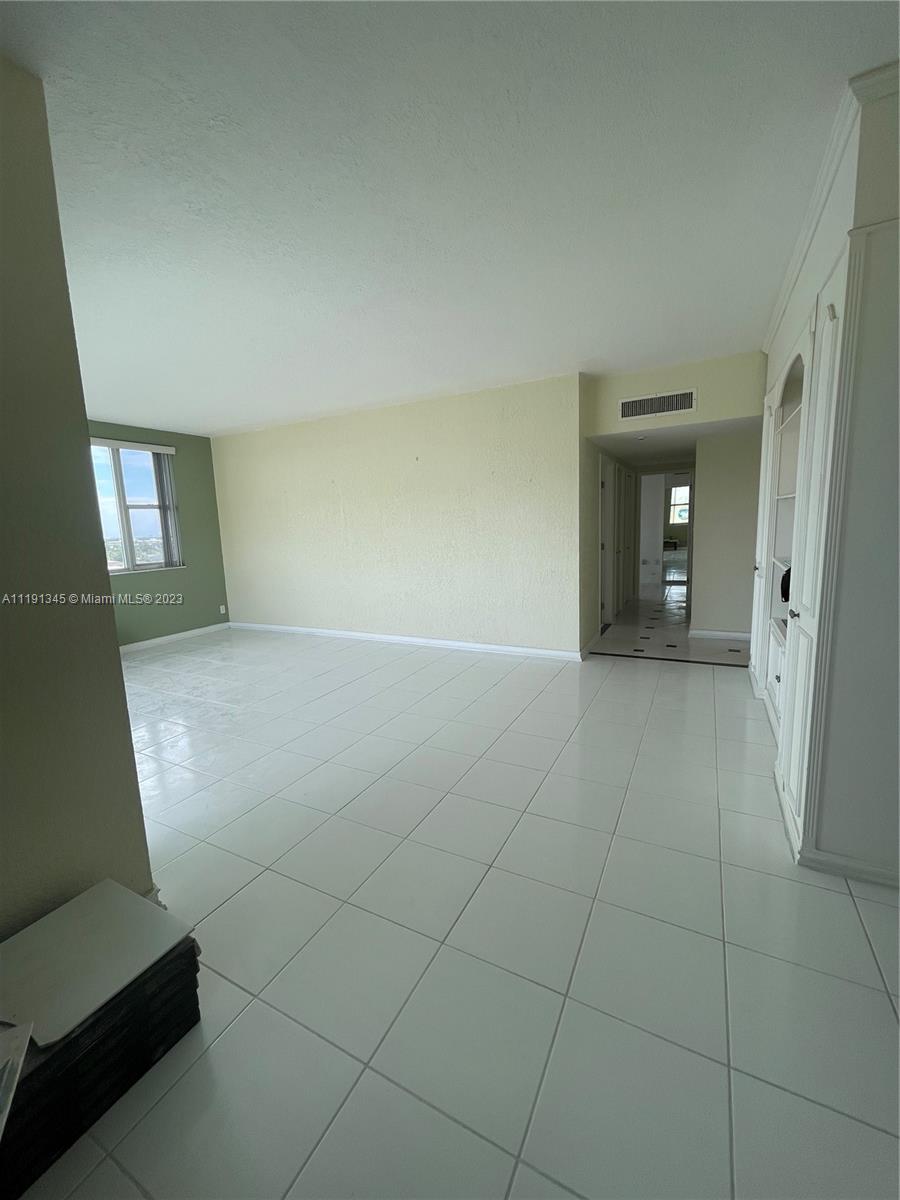 Photo 47 of 55 of 4350 Hillcrest Dr 1000 condo