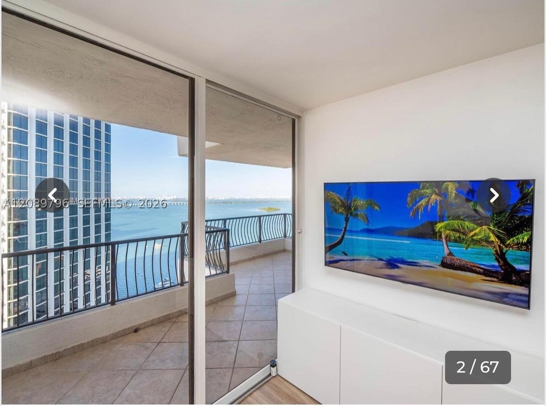 555 NE 15th St 26E