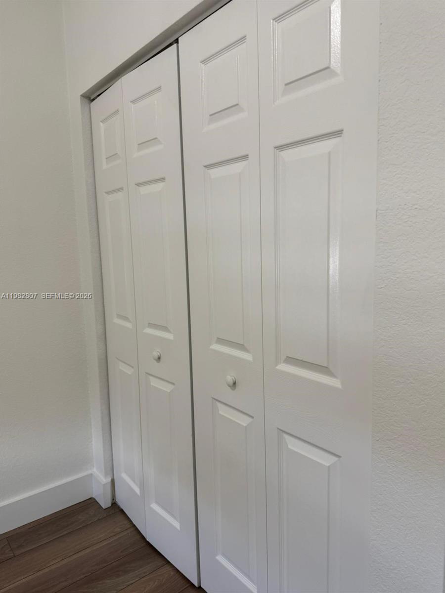 INTERLAKEN - Residential