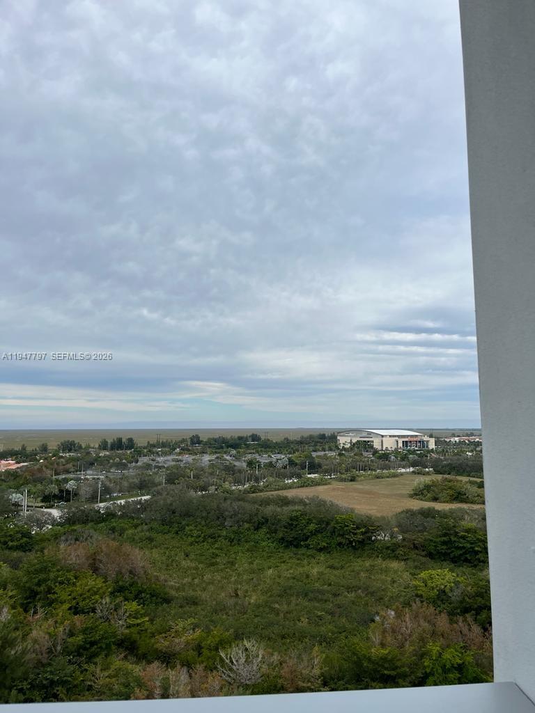 METROPICA NORTH TOWER ONE - Residential