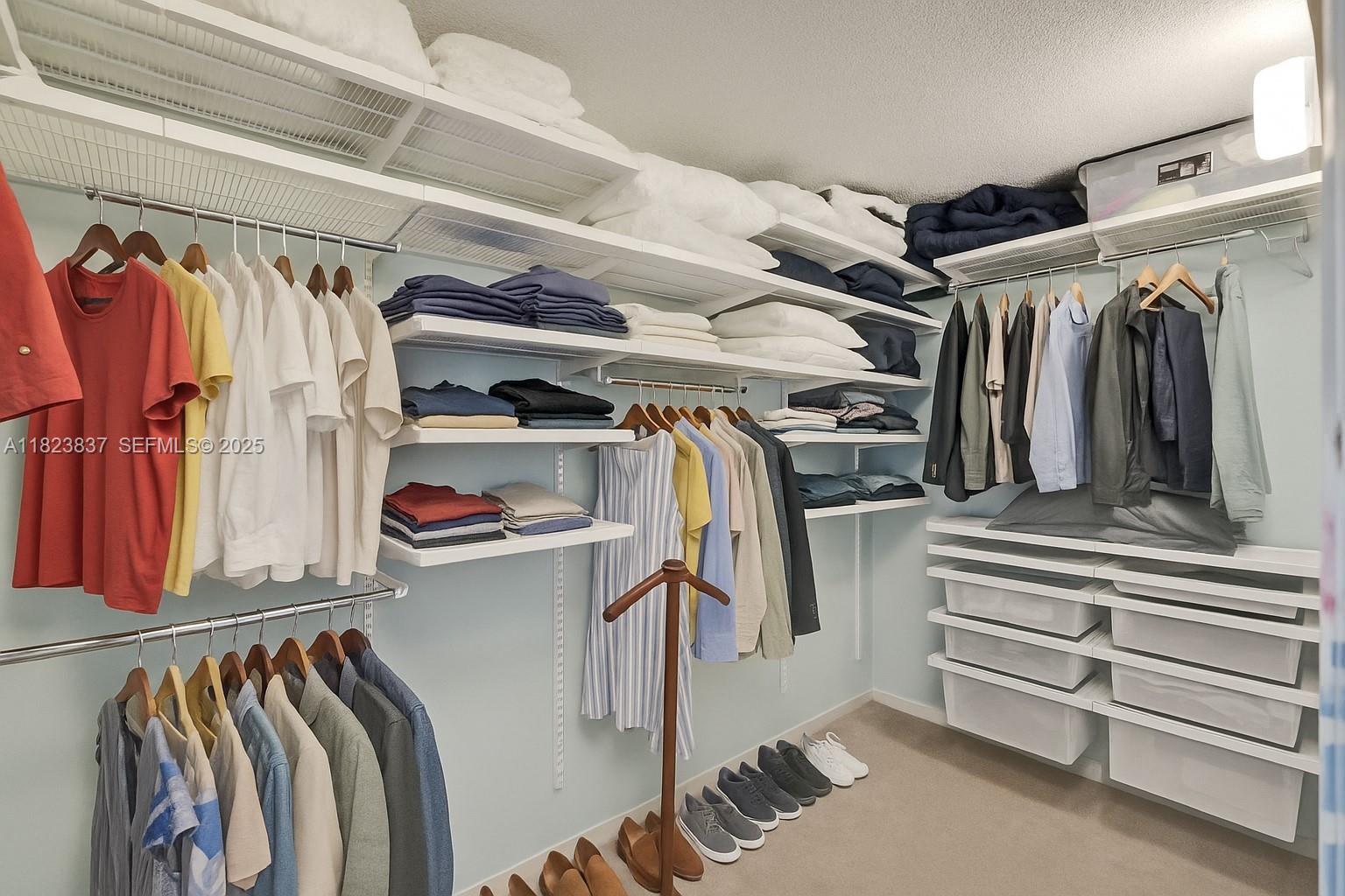 OCEANIA IV CONDO - Residential