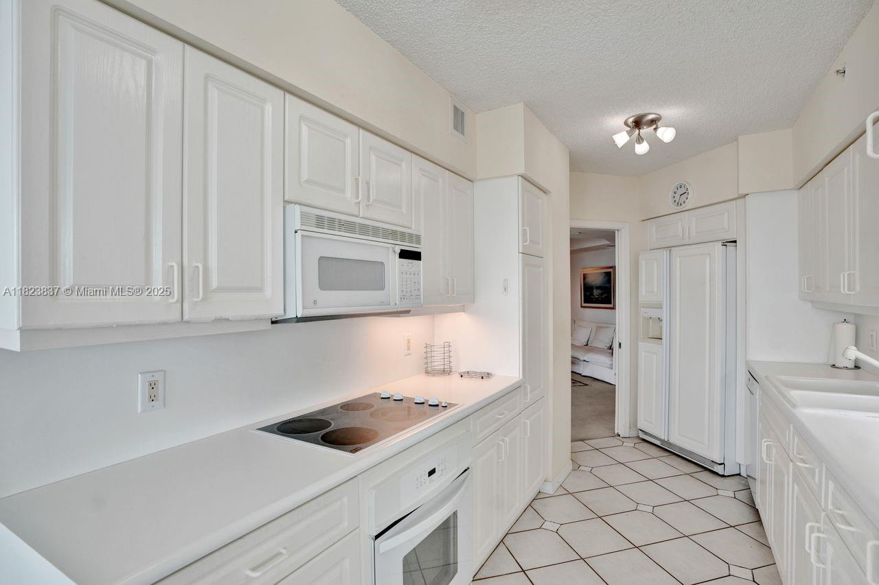 OCEANIA IV CONDO - Residential